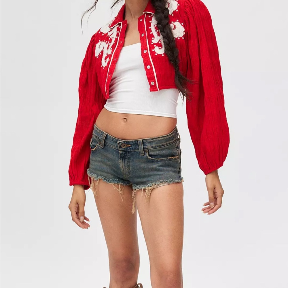 Urban Outfitters Red and White Embroidered Crop Top - Picture 2 of 8